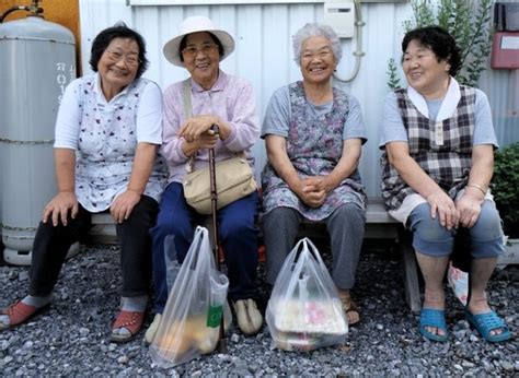 Optimism In Seniors Predicts Fewer Chronic Illnesses