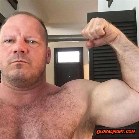 Musclebear Gay Hairy Nude Muscle Daddy 33 Pics Xhamster
