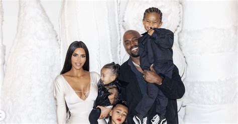 psalm west kim kardashian and kanye west finally reveal newborn son s