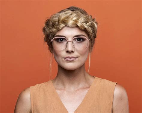 flugblatt oper sitcom brille als accessoire kaufen smog einfallen sport
