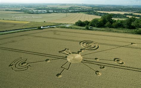 roundway hill   july  temporary temples