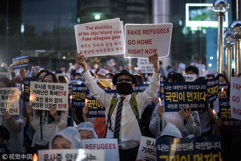 south korea protests  muslim refugees  dont