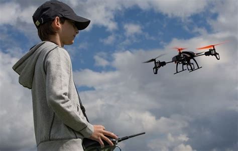 dronesles meilleurs drones pour les enfants ages de    ans drone drone  hd