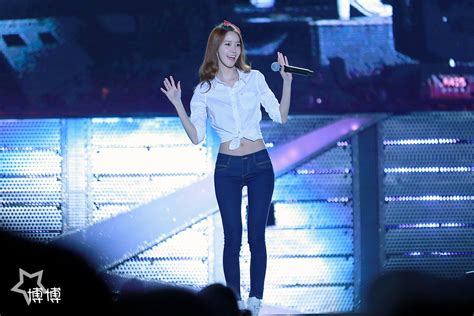 [other] Do You Find Yoona S Legs Pretty Celebrity