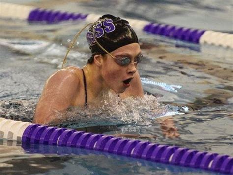 Ross Swimming Looks To End Year On High Note