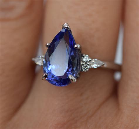 Tanzanite Ring. White Gold Engagement Ring 3.3ct Lavender