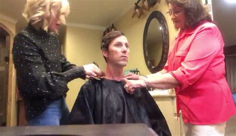 duck dynasty star shaved   beard  left   shock page