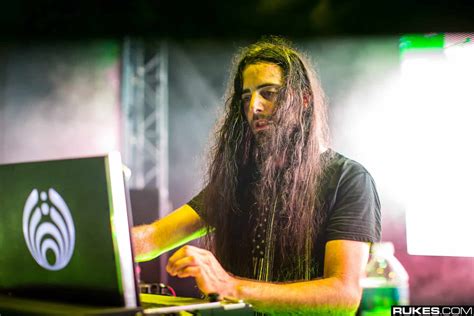 bassnectar is stepping back from the music industry after