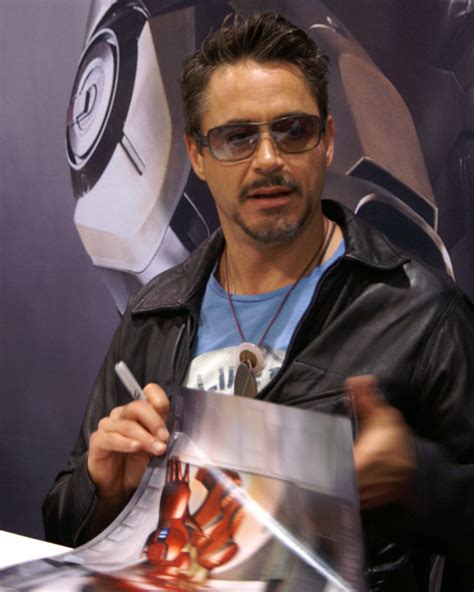 File Robert Downey Jr At Comic Con 2007  Wikimedia Commons