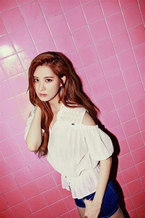 Seohyun Is Stunning In Individual Teasers For Taetiseo S Holler