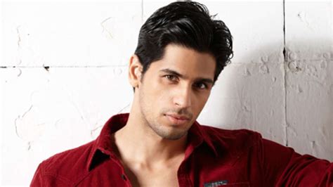 Sidharth Malhotra To Play A Time Traveler In His Next Co Produced By