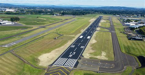 oregon airport  open  business aircraft operations