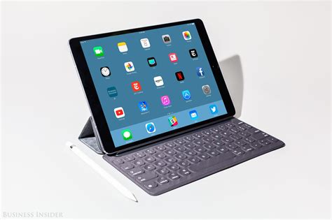 Review Apples New 10 5 Inch Ipad Pro Business Insider