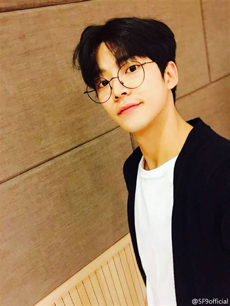 rowoon× ~ he looks 10x more adorable in glasses sf9 pinterest glass kpop and sf9 rowoon