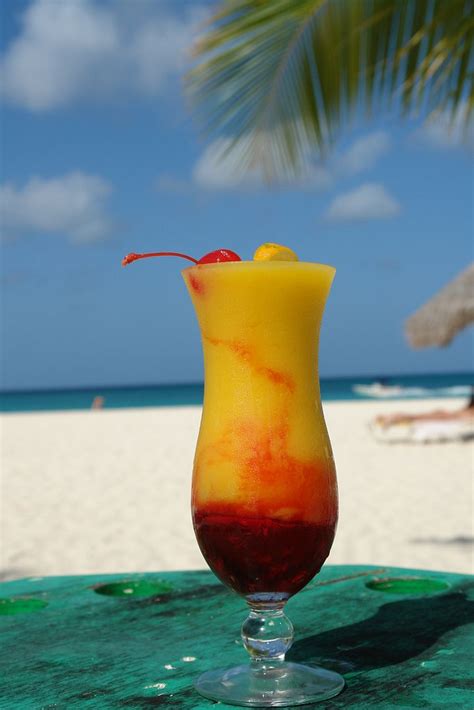cocktail on manchebo beach cocktails aruba vacations aruba