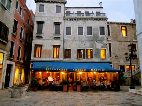 top   restaurants  venice tourist destinations