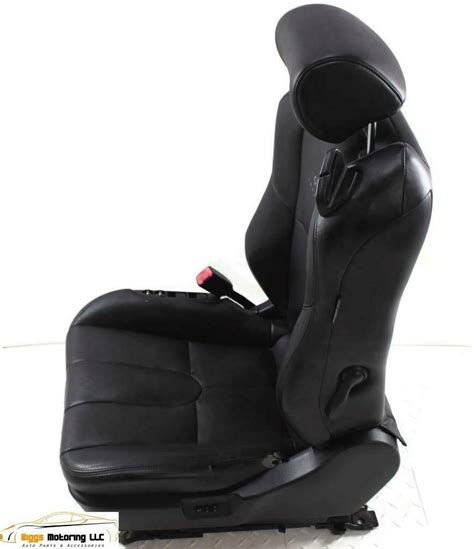 infiniti  coupe front driver power black leather seat