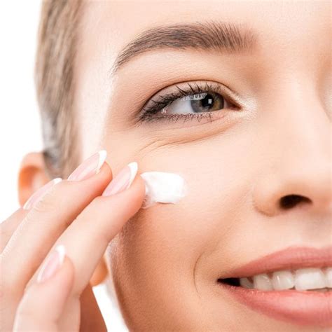7 best moisturizers with spf according to dermatologists 2019 top face lotions with spf