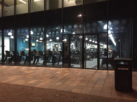 defence  pure gym