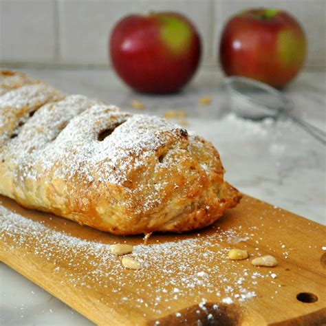 Cooking With Manuela Homemade Easy To Make Apple Strudel
