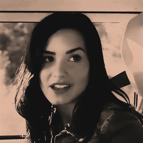 demi lovato hunt find and share on giphy