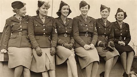 the women reporters determined to cover world war two bbc news