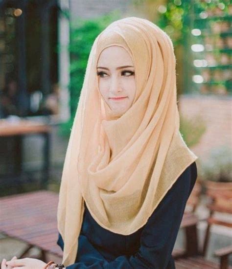 Pin By Amaira Khan On Hijab Dpz In 2020 Hijabi Girl