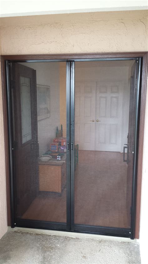 double disappearing screen doors   fresh air  dver dveri