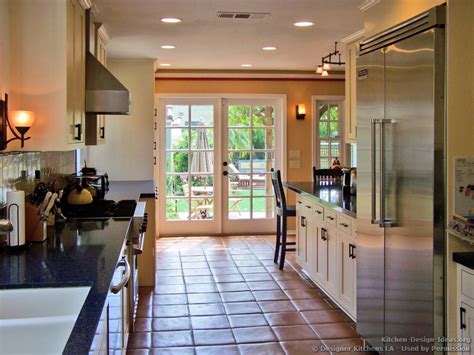Designer Kitchens LA - Pictures of Kitchen Remodels