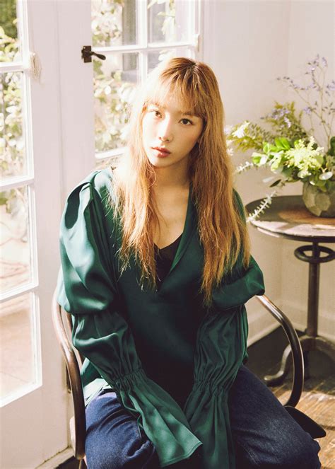 Update Girls’ Generation’s Taeyeon Counts Down To Repackage Album