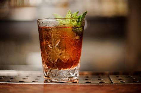 6 cocktails à la russe you can make yourself russia beyond