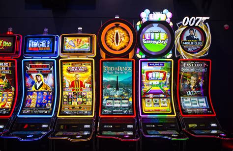 slot machines   attention  advanced technology las vegas review journal