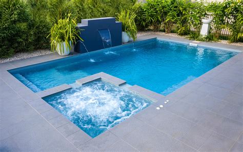 absolute built  spa splash deck leisure pools australia