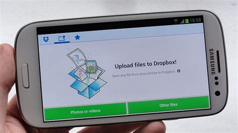 canadian carriers accept dropbox  storage offer   galaxy  iii