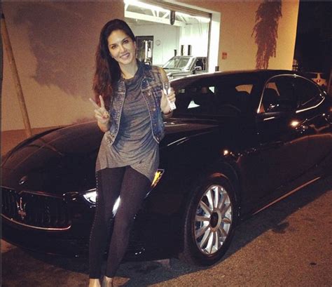 sunny leone s husband turns ‘santa ts her a car this christmas the indian express