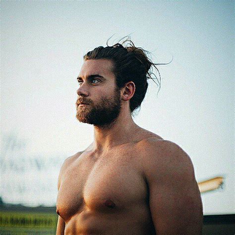 there is legitimately nothing sexier than these 36 guys with man buns