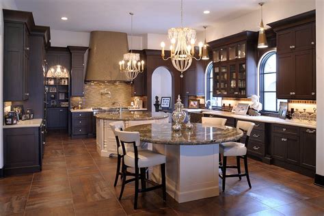 mullet cabinet elegant kitchen  dual  islands