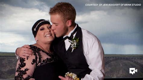 Son Promposes To Terminally Ill Mom And She Says Yes