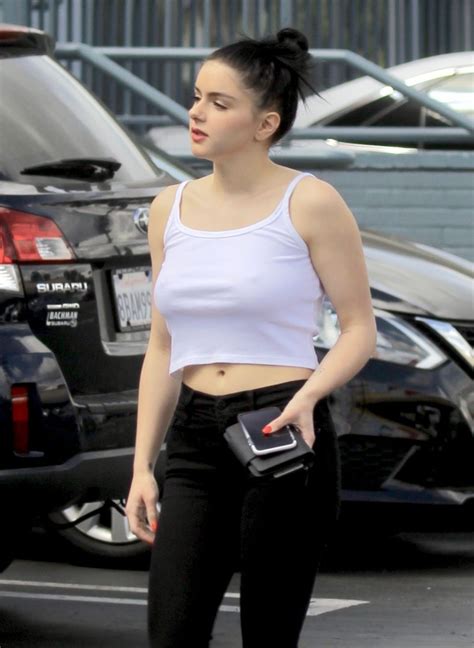 Ariel Winter Braless 25 Photos Thefappening