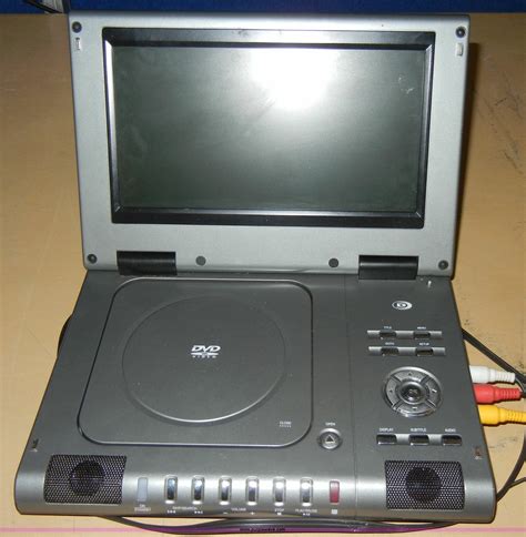 Durabrand 9 Portable Dvd Player In Manhattan Ks Item S9368 Sold