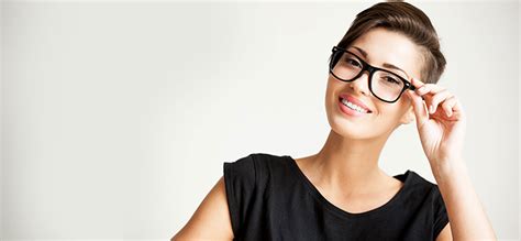 Opticians Buy Contact Lenses Sunglasses And Glasses Eye Test