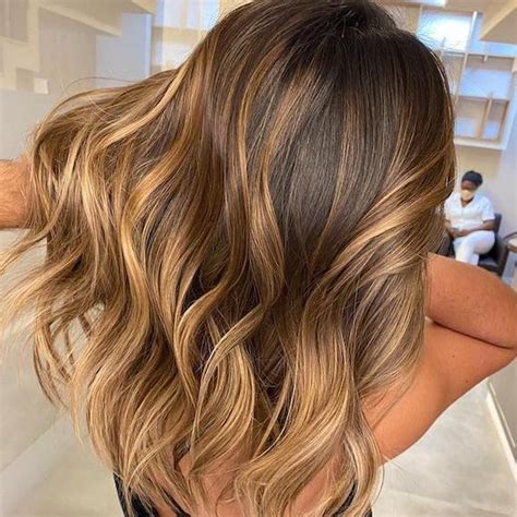 how to create blonde beachy waves wella professionals