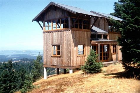 sq ft  story tower cabin