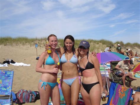 hot amateur bikini girls at the beach nude amateur girls