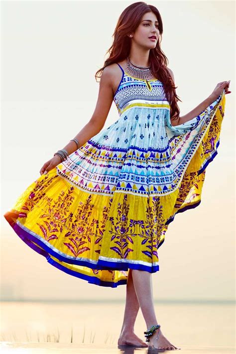 Shruti Hassan In Beautiful Printed Cotton Maxi Dress