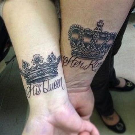 60 Awesome Crown Tattoos On Wrist
