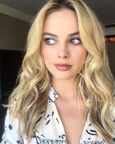 Hollywood Actress Margot Robbie Hot And Spicy Photos Margot Robbie