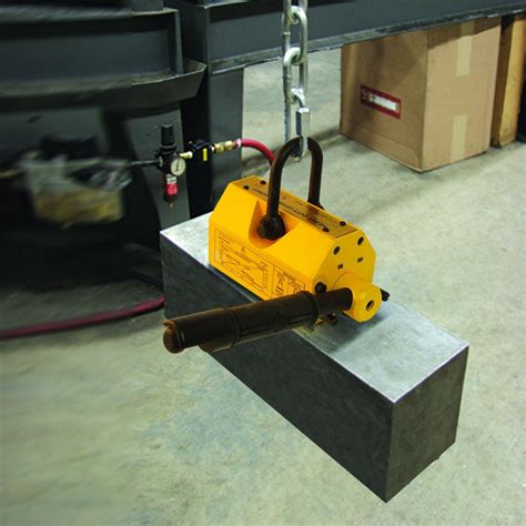 master magnetics heavy duty neodymium lifting magnets lift    lbs