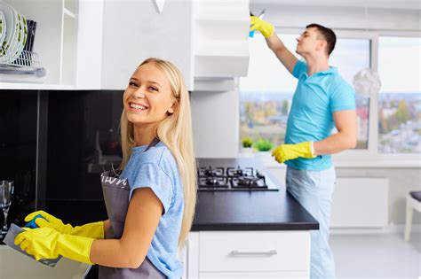 professional cleaning hacks learn   clean  home   pro
