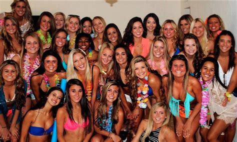the top 7 colleges with the hottest girls